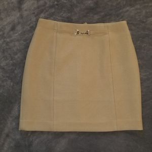 H&M beigh skirt size 2
